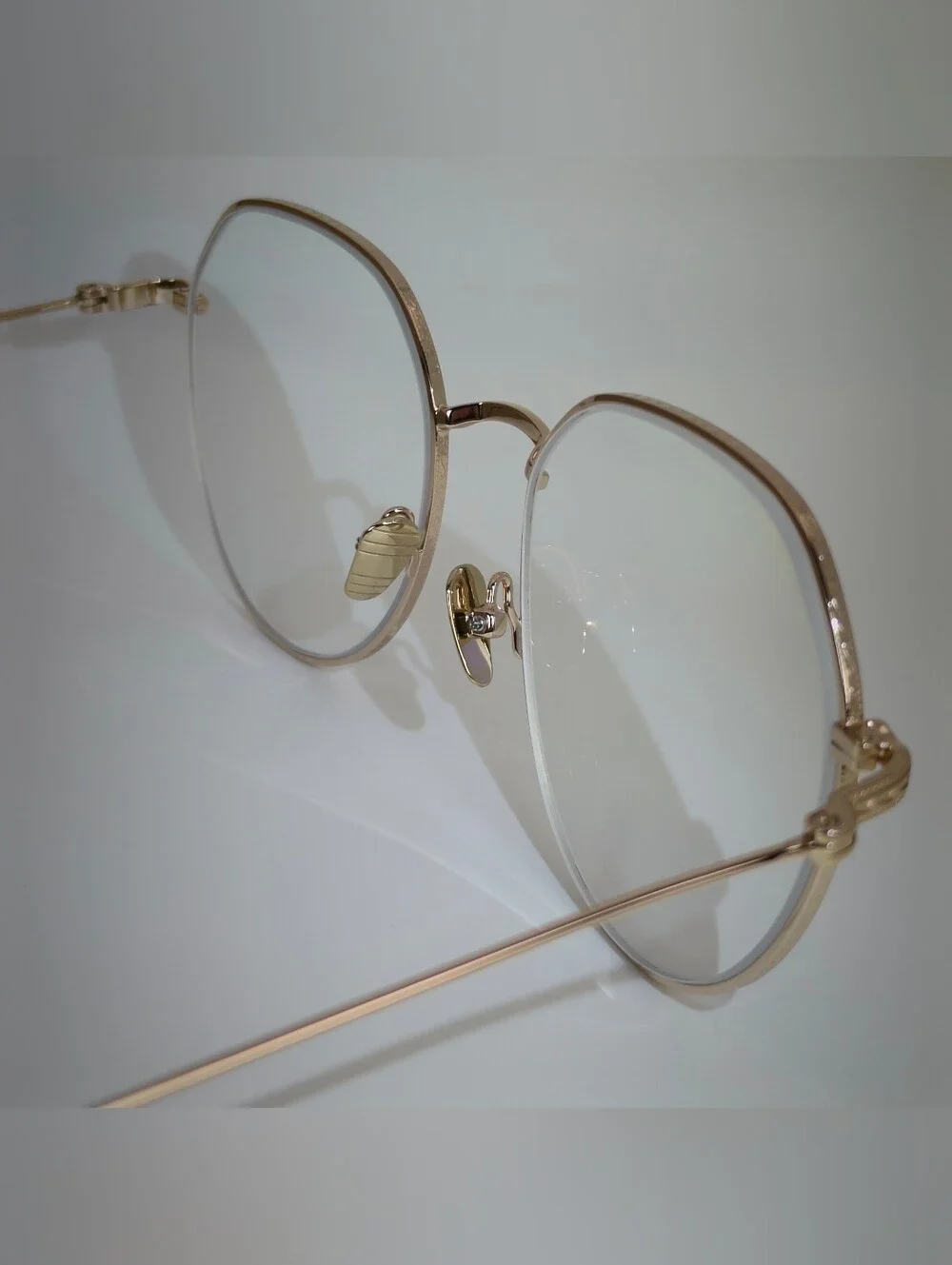 Emotion. Gold Wireframe Round Women's Glasses